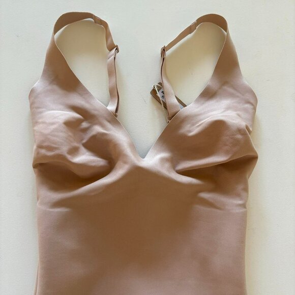 Nwt Skims Body Collection Bodysuit - Picture 2 of 4